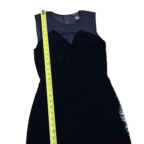 Moda International Cocktail Dress Size 2 - Picture 12 of 13